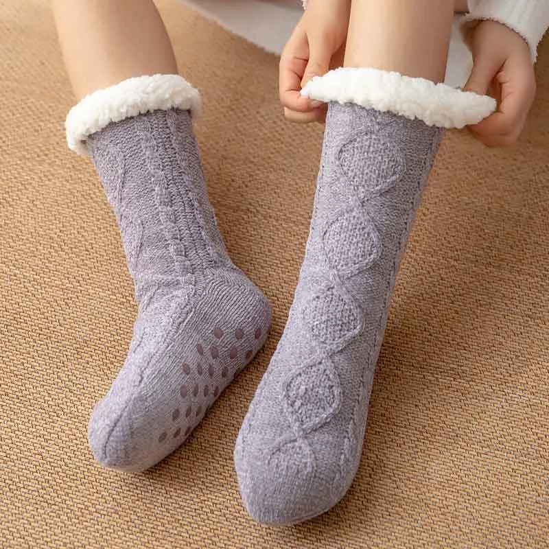 Bulk Orders Discount Thickened Winter Woven Thermal Cashmere Socks Women's Carpet Slippers