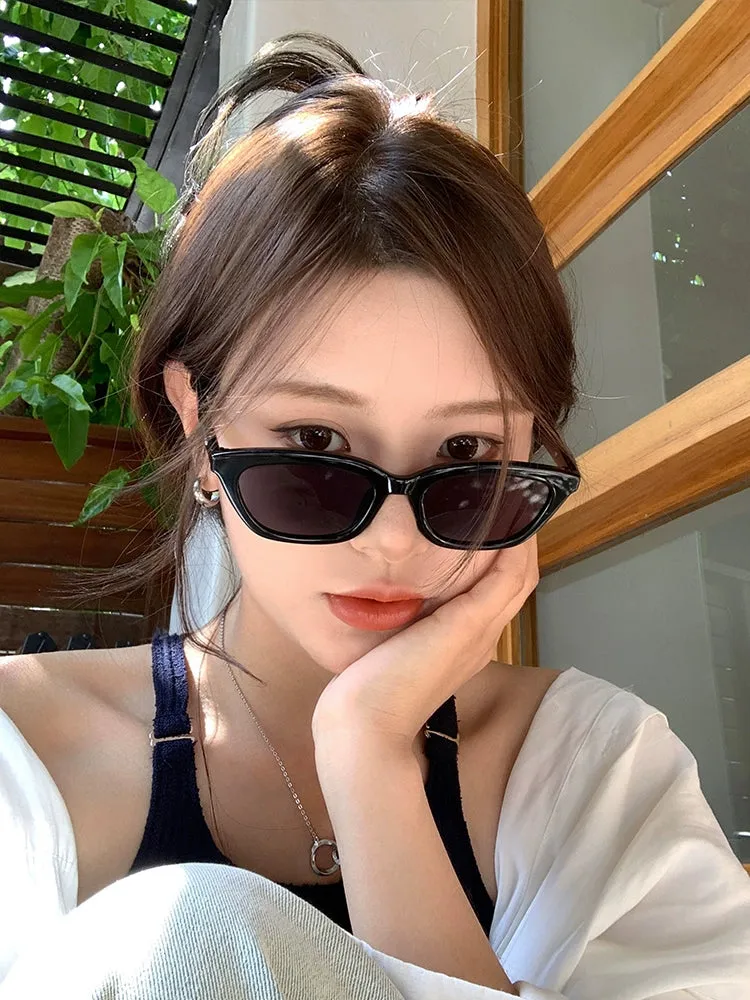 Cat Eye Narrow Frame Stylish Sunglasses