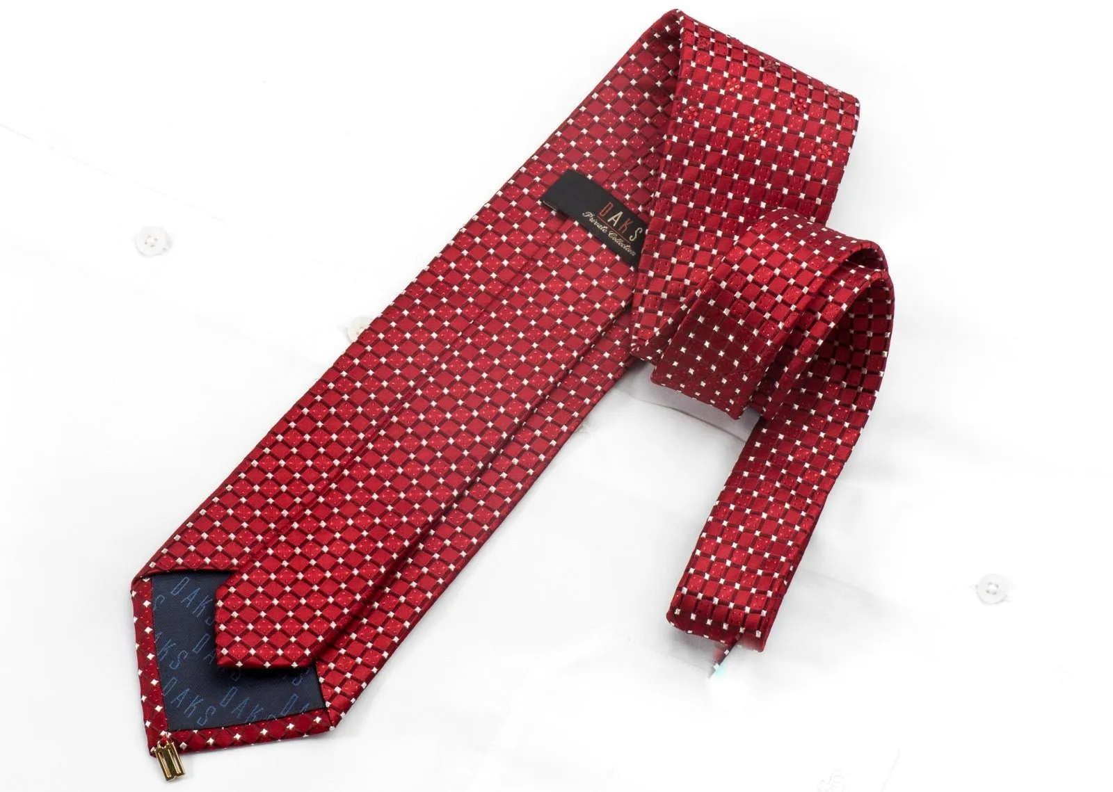 Daks Men's Rhinestone Silk Necktie Trellis On Burgundy Red With Red Sparkles