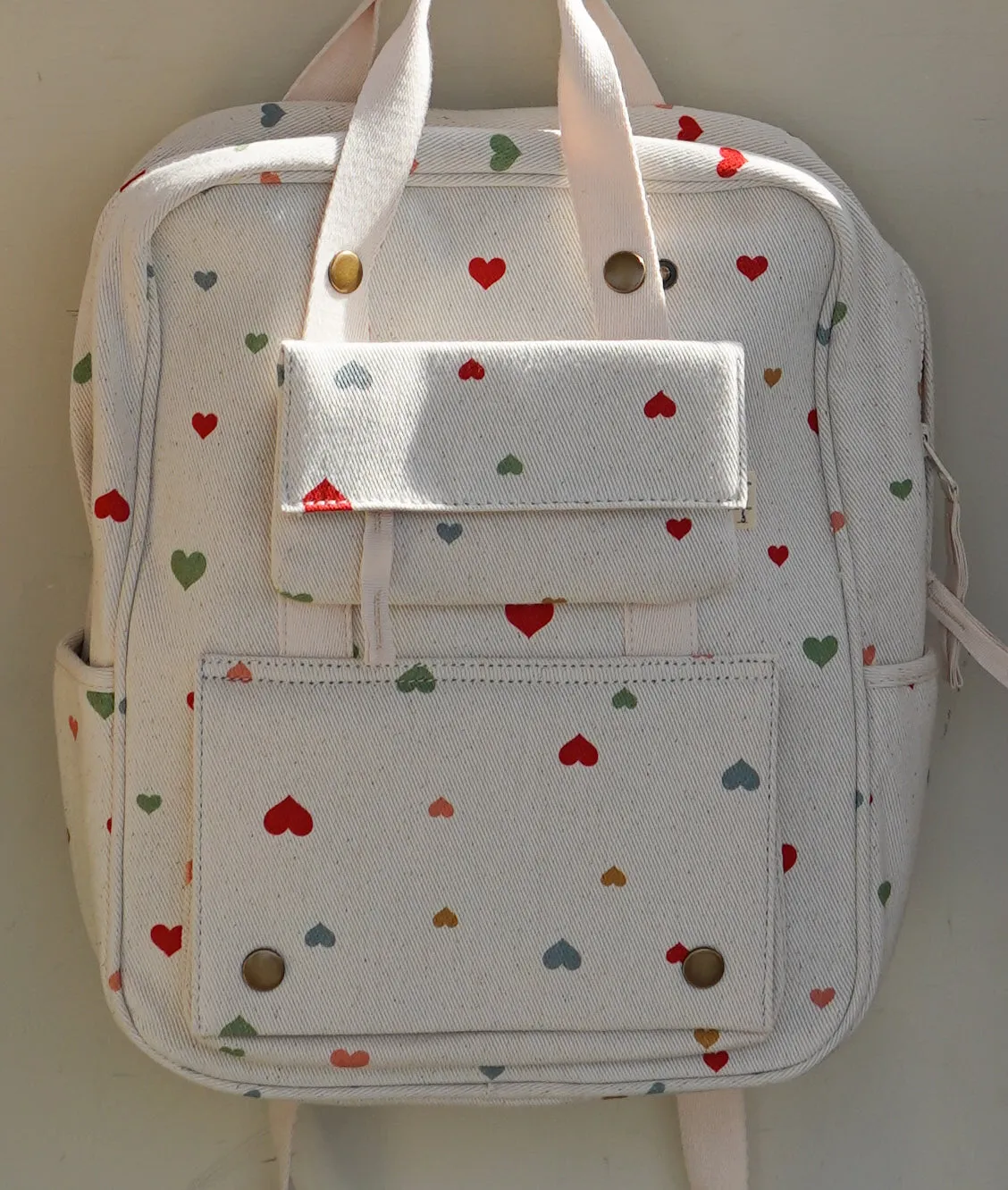 Konges Sløjd Malie Backpack Backpack | Multi Hearts